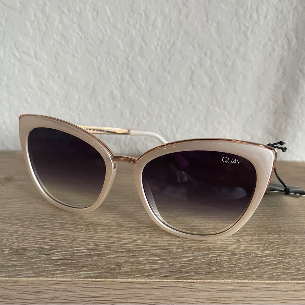 Quay Honey Sunglasses (Prl/Fade) - Picture 2 of 4